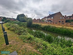 Canal- click for photo gallery